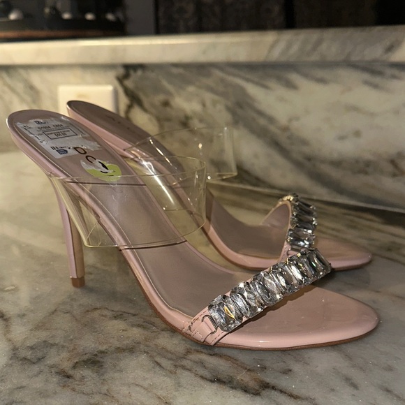 Aldo Size 9 Nude Heels with Crystal Embellishments - Picture 2 of 6